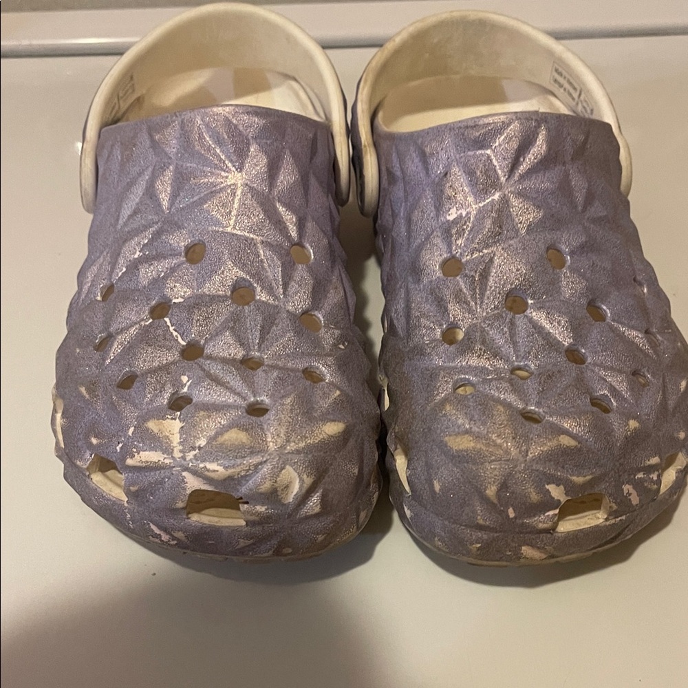 CROCS Kids Textured Lavender Clogs - Picture 3 of 4